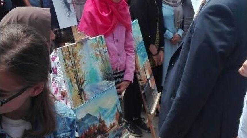 Kovancılar&rsquo;da Yıl Sonu Sergisi