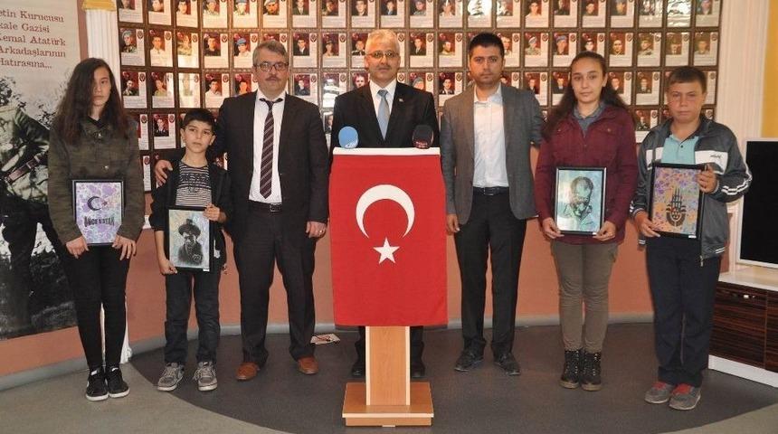 Resim Sergisinden Elde Ettikleri Geliri Şehit Ailelerine Bağışladılar