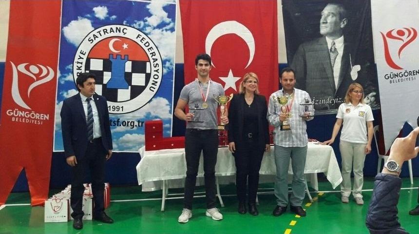 G&uuml;ng&ouml;ren Satran&ccedil; Turnuvası Sona Erdi