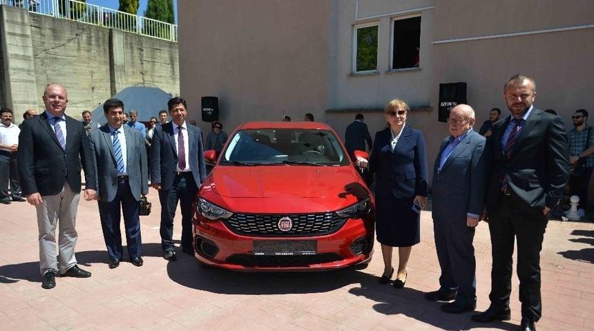 Bartın &Uuml;niversitesi&rsquo;ne Eğitim Aracı Hibe Edildi