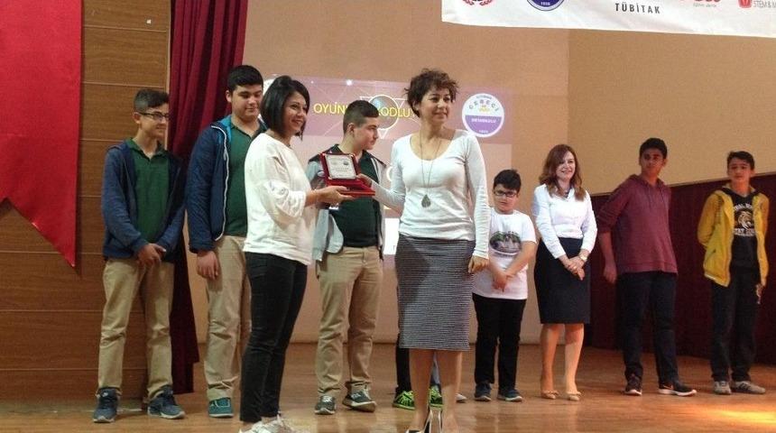 Ankara&rsquo;da İlk Kez Kodlama Yarışması D&uuml;zenlendi