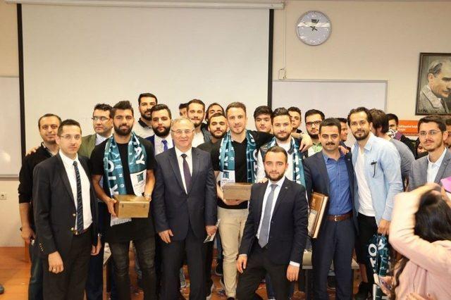 Atiker Konyasporlu Futbolcular Kto Karatay Üniversitesi’nde