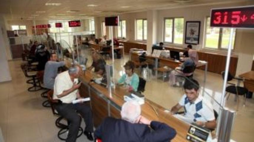 Sel&ccedil;uklu&rsquo;da Vezneler Hafta Sonu A&ccedil;ık