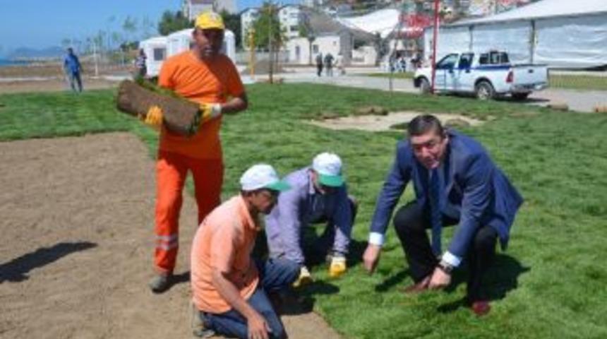 Alaplı Sahil Parkında Genişletme &Ccedil;alışmalarına Başladı