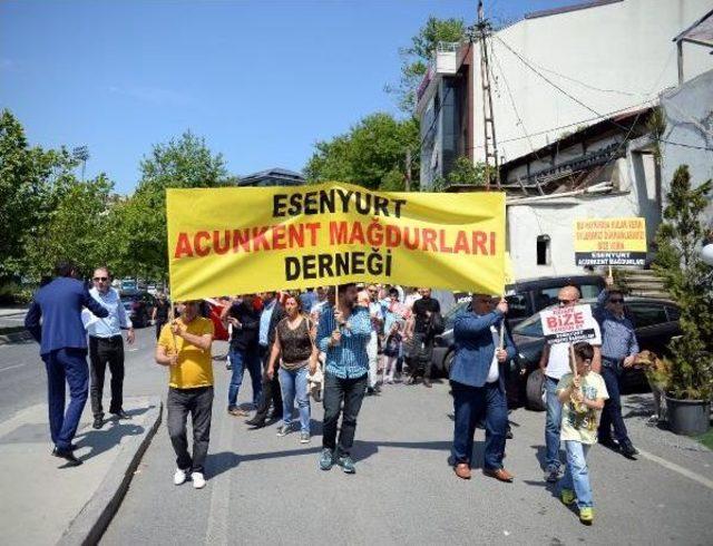 Maket Ev Mağdurları Ak Parti Önünde Eylem Yaptı