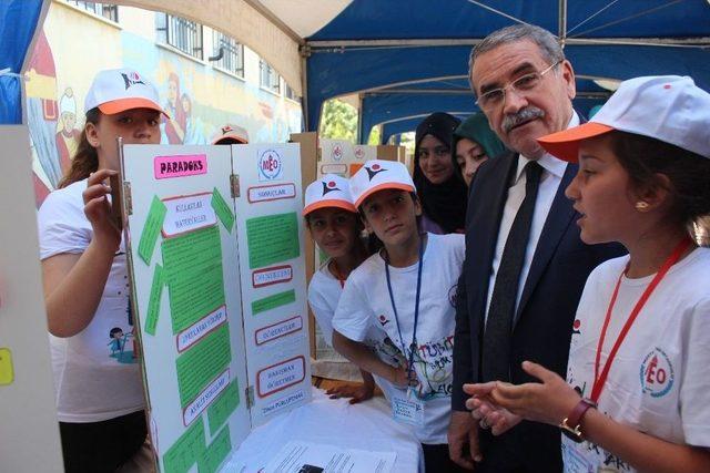 Ortaokul Öğrencilerinin Tübitak Fuarında Renkli Görüntüler