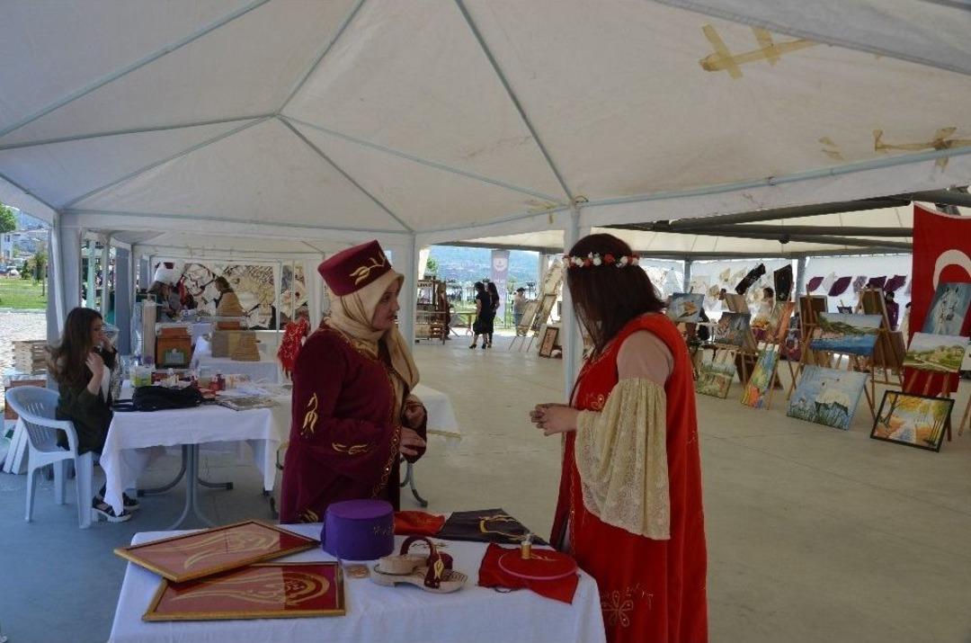 Alaplı Hem&rsquo;de Yıl Sonu Sergisi A&ccedil;ıldı