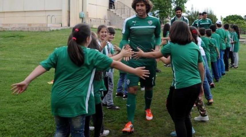 İneg&ouml;ll&uuml; Miniklerden Bursaspor&rsquo;A Destek