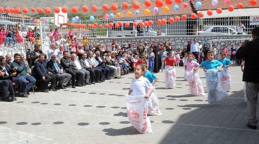 &Ccedil;elikhan Atat&uuml;rk İlkokulunda Okuma Bayramı D&uuml;zenlendi