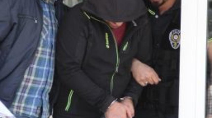 Parkta Uyuşturucu Operasyonuna 2 Tutuklama