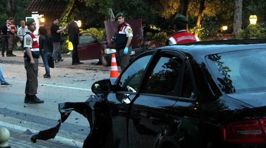 Bursa&rsquo;da İki Ara&ccedil; &Ccedil;arpıştı 1 &Ouml;l&uuml; 5 Yaralı