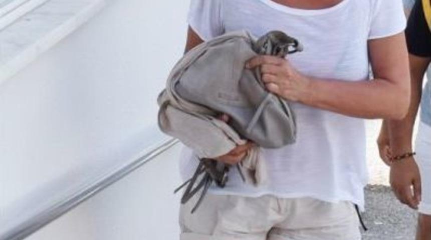 Haber Vermeden Tatilini Uzattı, Ailesi Interpol&rsquo;e Bildirdi