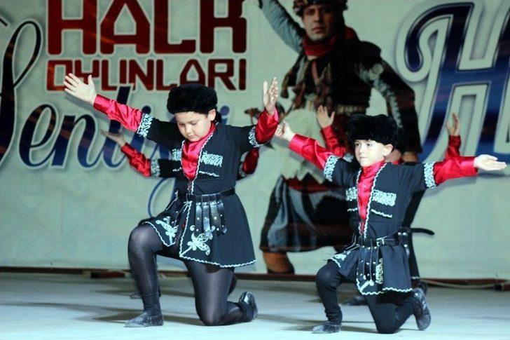 Salihli Halk Oyunları İle Şenlendi G2