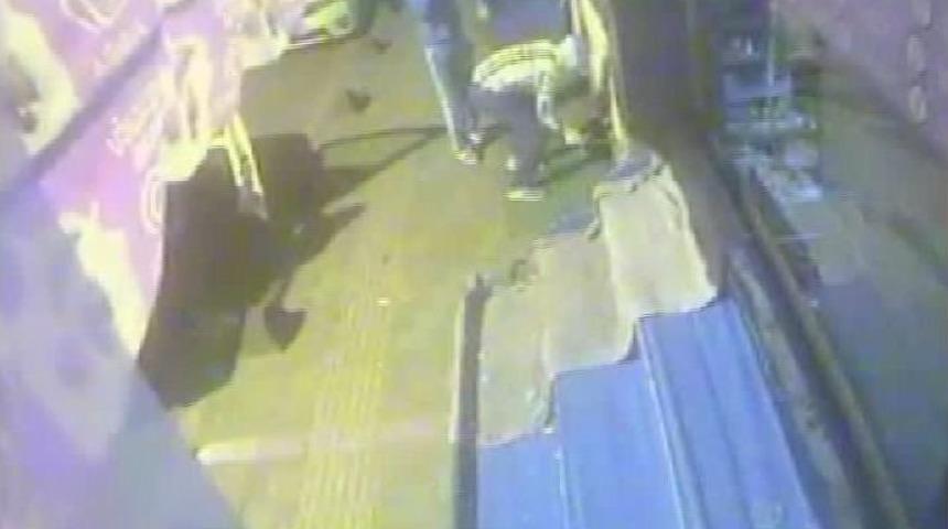 Esenler&rsquo;de Kararsız Hırsızlar Kamerada