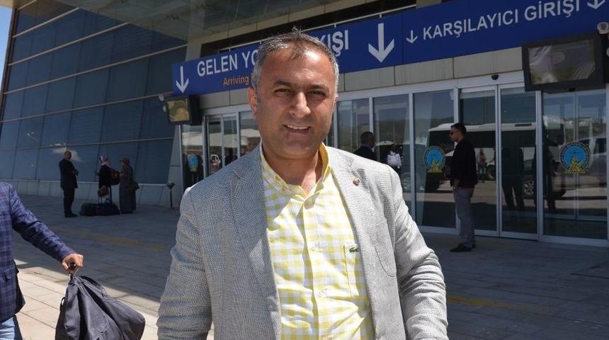 Başkan &Ouml;zdemir: &ldquo;y&uuml;ksekova İl Olmayı Hak Eden Bir İl&ccedil;e&rdquo;