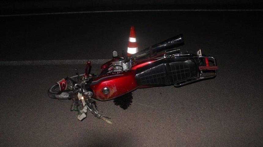 Karaman&rsquo;da Motosiklet Kazası: 3 Yaralı