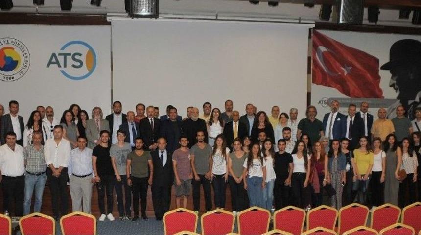 Matbaacılar Ve Reklamcılar Sekt&ouml;rde Geleceği Konuştu