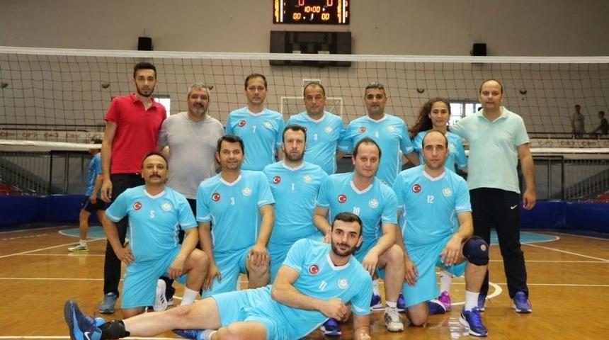 Şampiyonluk Yine B&uuml;y&uuml;kşehirin