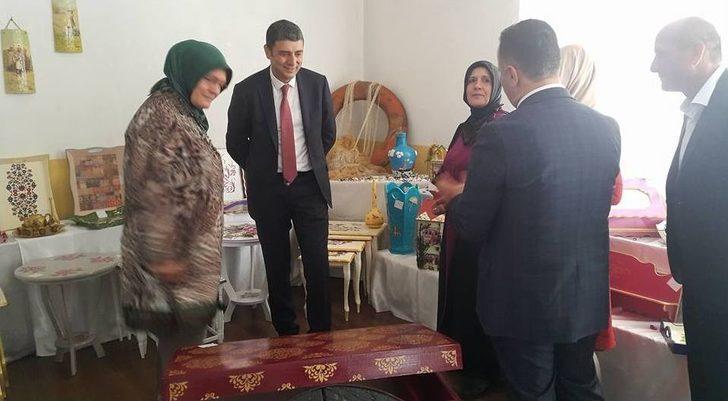 Akçakoca’da Ahşap Boyama Kursu Sergisi Açıldı G1