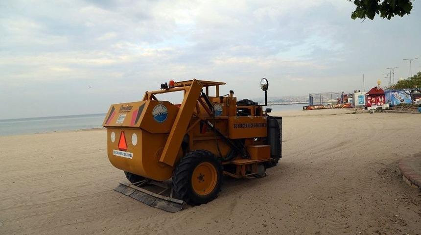 B&uuml;y&uuml;k&ccedil;ekmece&rsquo;nin Plajları Yaz Mevsimine Hazır