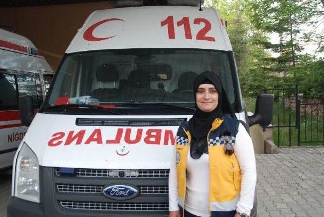 Türkiye'nin En Hızlı Kadın Ambulans Şoförü