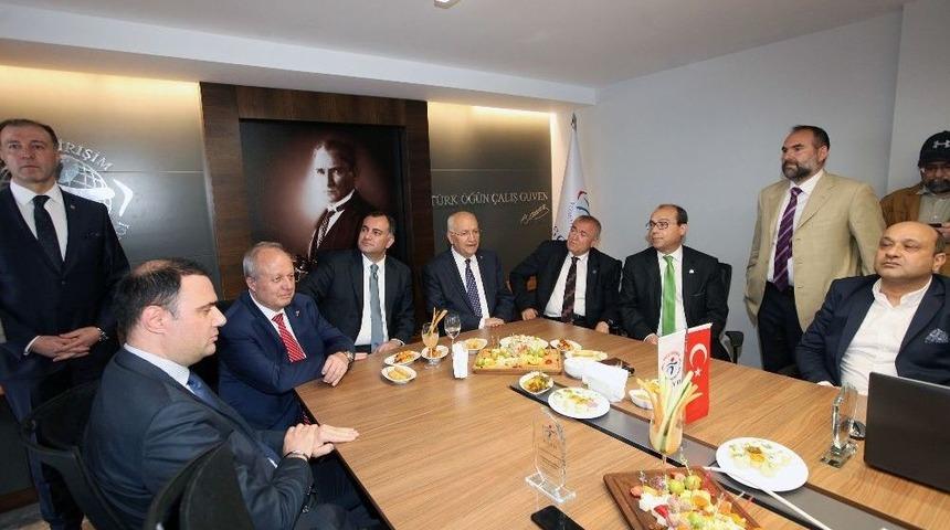 Gen&ccedil; Girişimcilere Yeni Dernek Merkezi