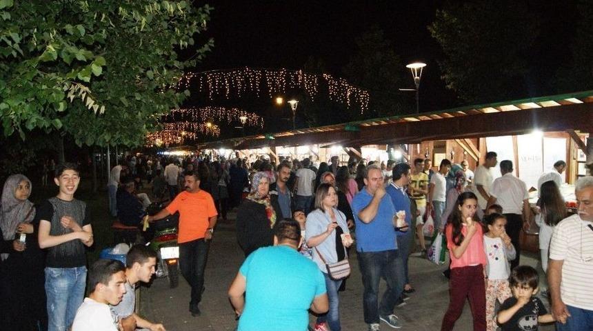 Ramazan Coşkusu Bursa&rsquo;yı Sardı