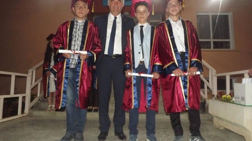 Daday Atat&uuml;rk Ortaokulu &Ouml;ğrencilerinden Yılsonu G&ouml;sterisi