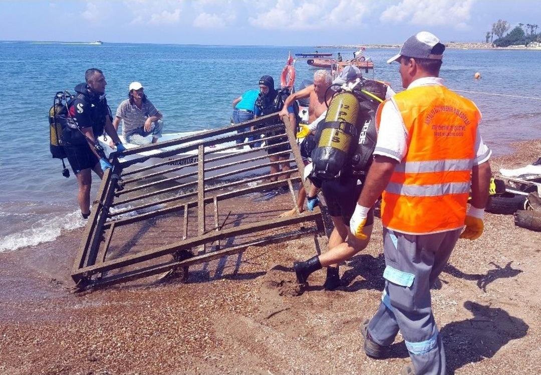 Deniz&rsquo;den 80 Kiloluk İskele Demiri &Ccedil;ıkarıldı