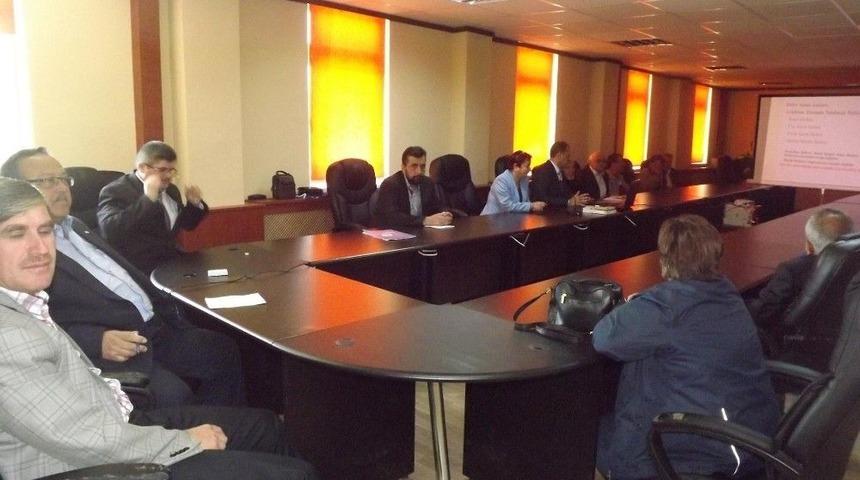 Daday&rsquo;da Derneklere Mevzuat Eğitimi Verildi