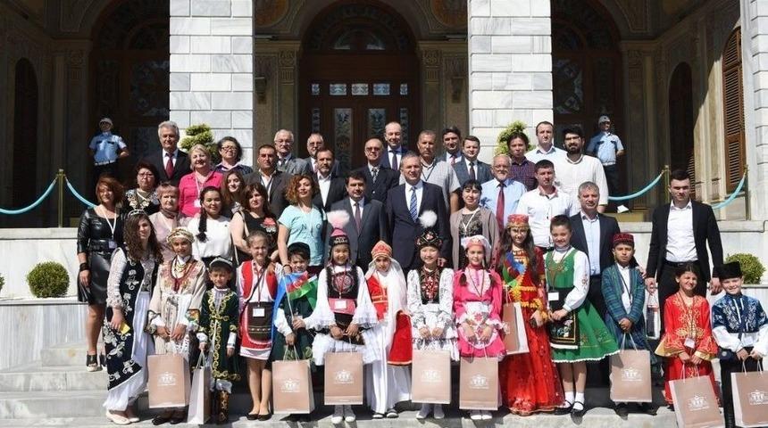 T&uuml;rk D&uuml;nyası &Ccedil;ocukları İstanbul&rsquo;da