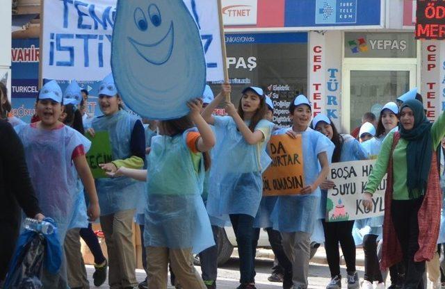 Öğrencilerden “temiz Su İstiyoruz” Etkinliği