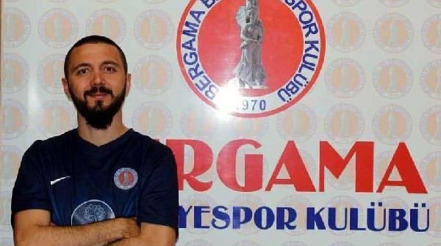Bergama Belediyespor Samet'i Aldı