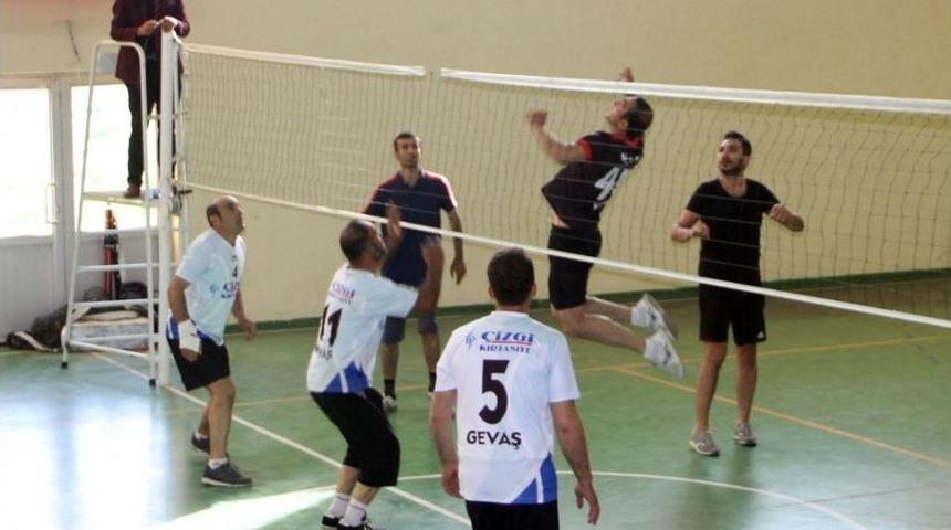 Gevaş&rsquo;ta Voleybol Turnuvası