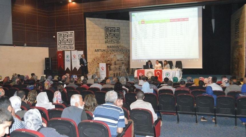 Ramazan Arifesinde Ev Sahibi Oldular