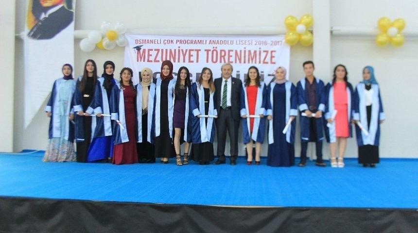 Osmaneli &Ccedil;ok Programlı Anadolu Lisesi Mezuniyet T&ouml;reni D&uuml;zenledi