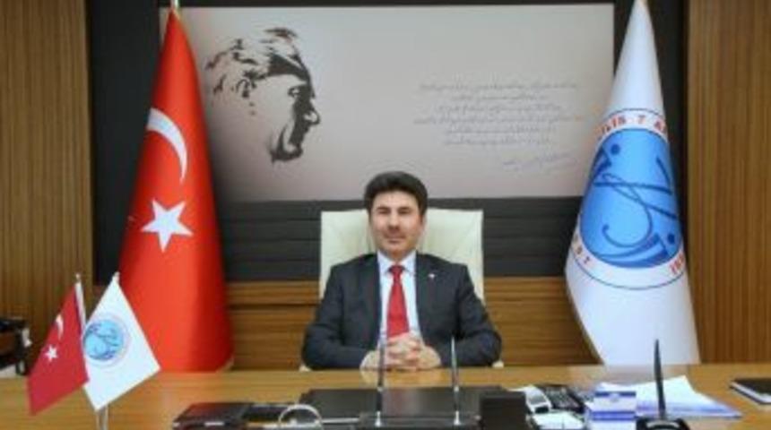 Rekt&ouml;r Karacoşkun&rsquo;un Ramazan Ayı Kutlaması