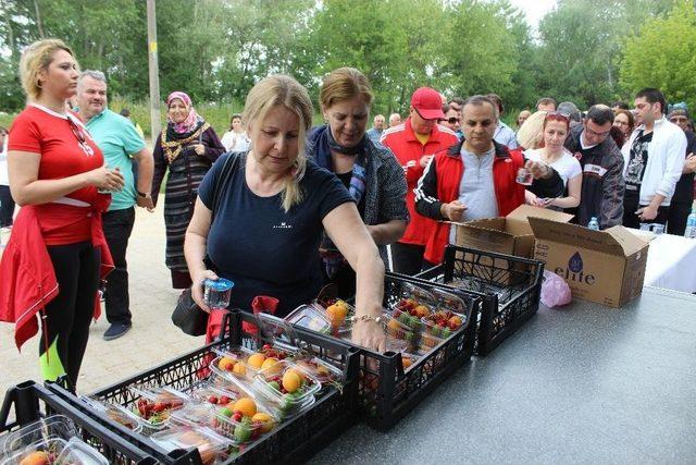 Edirne’de Düzenlenen Yürüyüşle Obeziteye Dikkat Çekildi