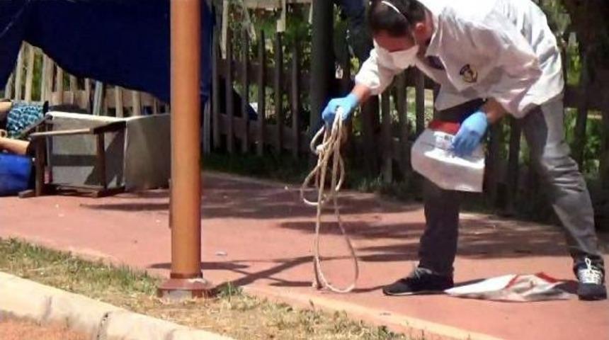 Bisiklet Yoluna Bağlanan Ip, Motosikletli Gencin Başını Kopardı (2) - Yeniden