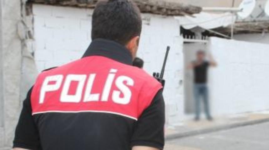 Ağabeyiyle Kavga Eden Gen&ccedil; İntihar Etmek İstedi