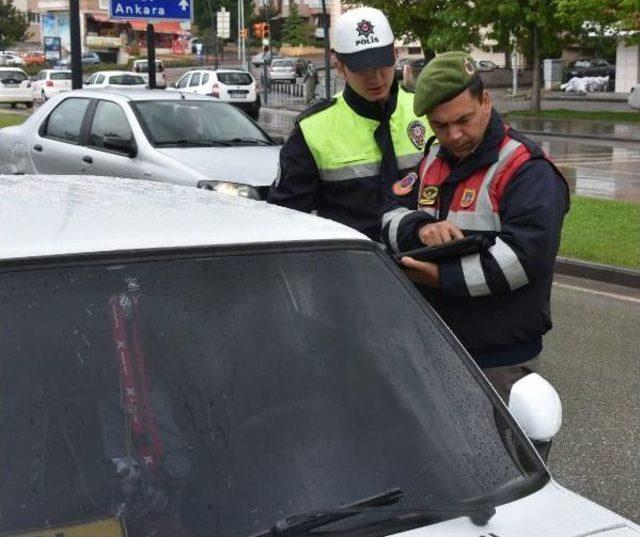 Sivas'ta Jandarma Ve Polisten Ortak Trafik Uygulaması