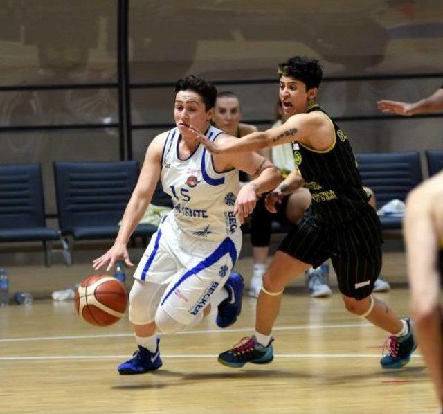 Bornova Beckerspor-Çankaya Üniversitesi: 63-48