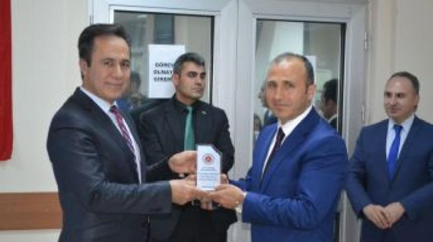 Tayini &Ccedil;ıkan Hakim Ve Savcılara Veda Yemeği