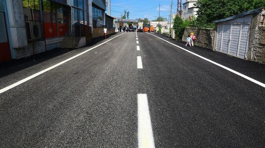 Tuşba Belediyesi Asfalt Sezonunu A&ccedil;tı