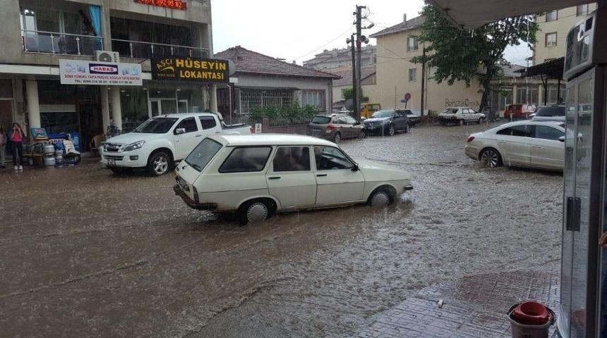 Caddeler G&ouml;le D&ouml;nd&uuml;