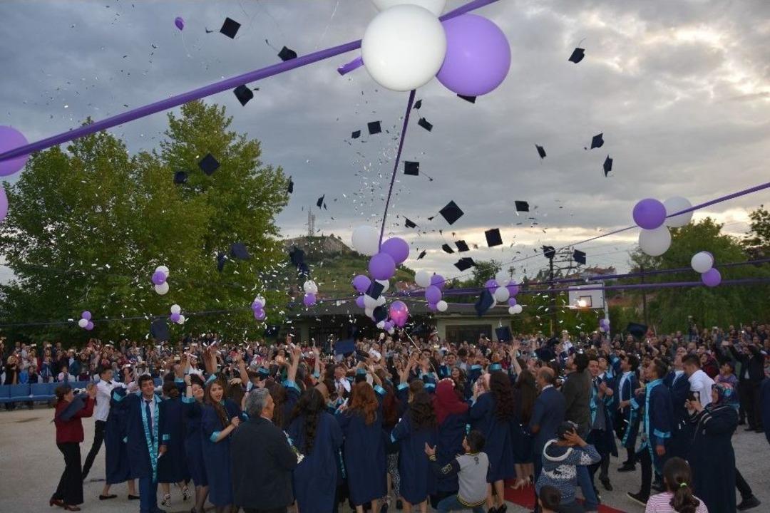Mimar Sinan Mesleki Ve Teknik Anadolu Lisesi&rsquo;nden Coşkulu Mezuniyet Programı