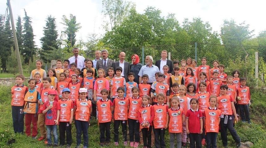 Bin Meşe Bin Umut İ&ccedil;in Dikildi