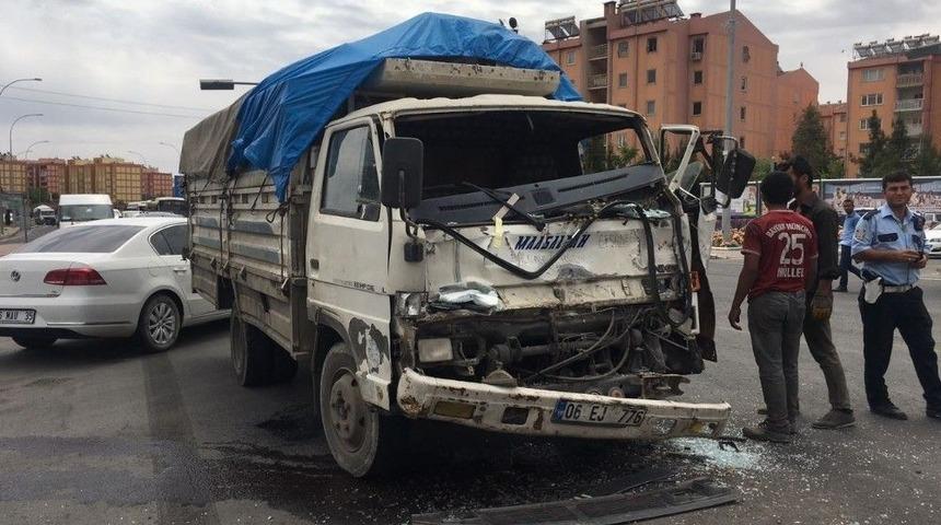 Şanlıurfa&rsquo;da Trafik Kazası: 1 Yaralı