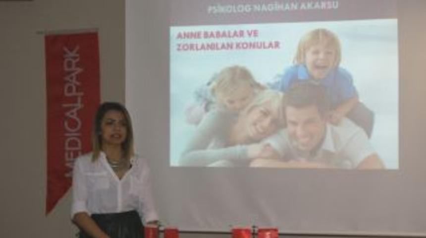 Psikolog Uyarısı: &ldquo;&ccedil;ocuğun Her Yaptığına &lsquo;aferin&rsquo; Demeyin&rdquo;