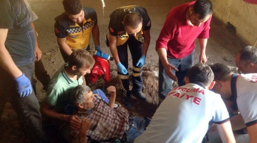 Ayağı Tarım Makinesine Sıkıştı